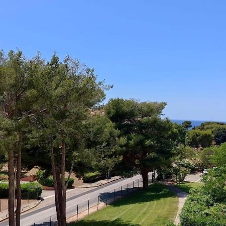 Bel Appartement Avec Piscine Proche Des Plages Сикс-Фор-ле-Плаж Екстериор снимка