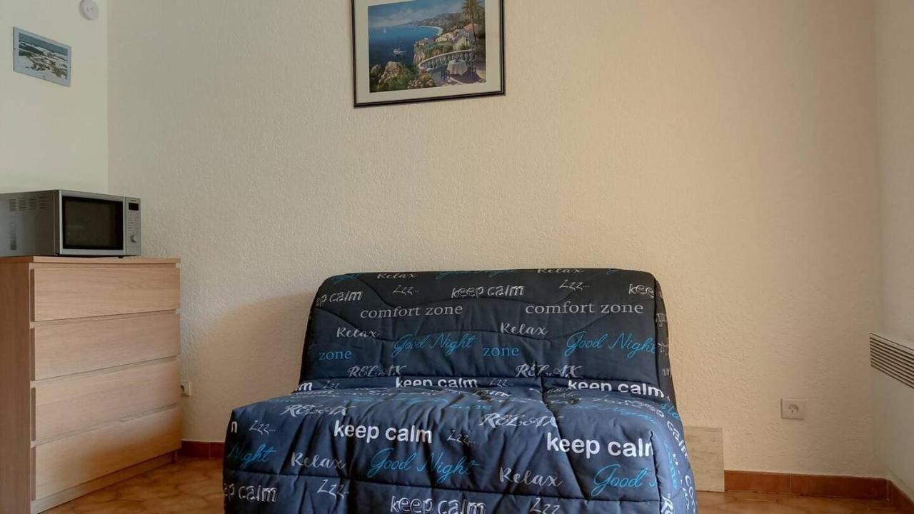 Bel Appartement Avec Piscine Proche Des Plages Сикс-Фор-ле-Плаж Екстериор снимка