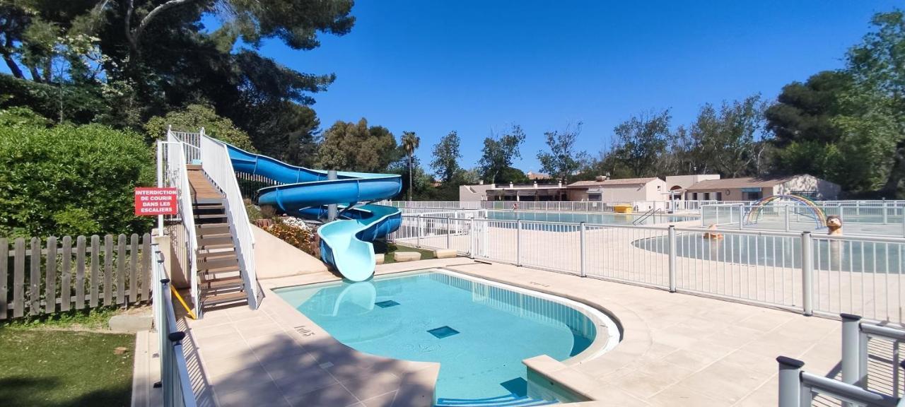 Bel Appartement Avec Piscine Proche Des Plages Сикс-Фор-ле-Плаж Екстериор снимка